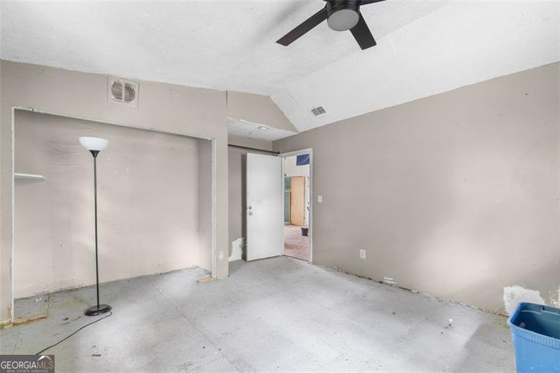 2044 HOWARD Circle Atlanta - 46