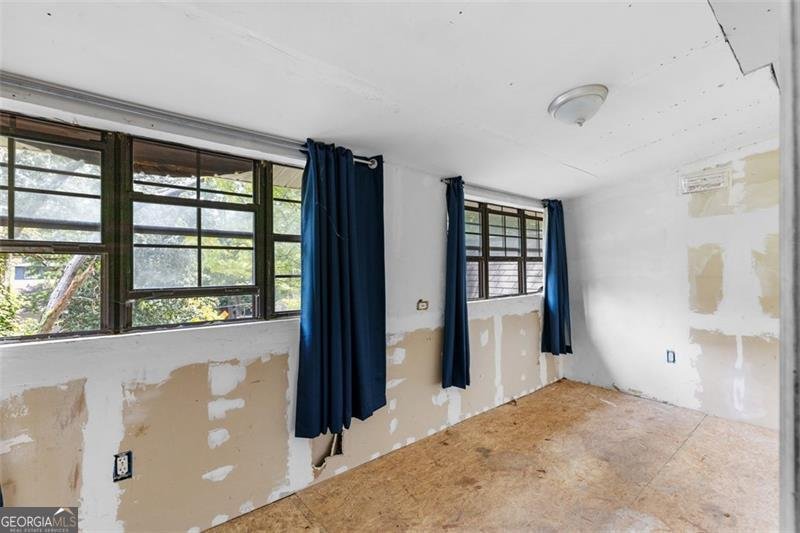 2044 HOWARD Circle Atlanta - 49