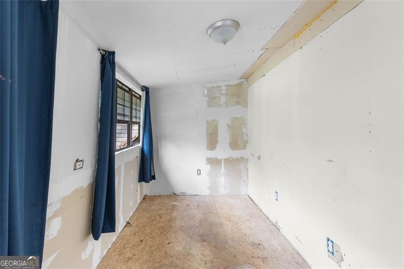 2044 HOWARD Circle Atlanta - 50