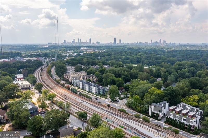 2044 HOWARD Circle Atlanta - 59