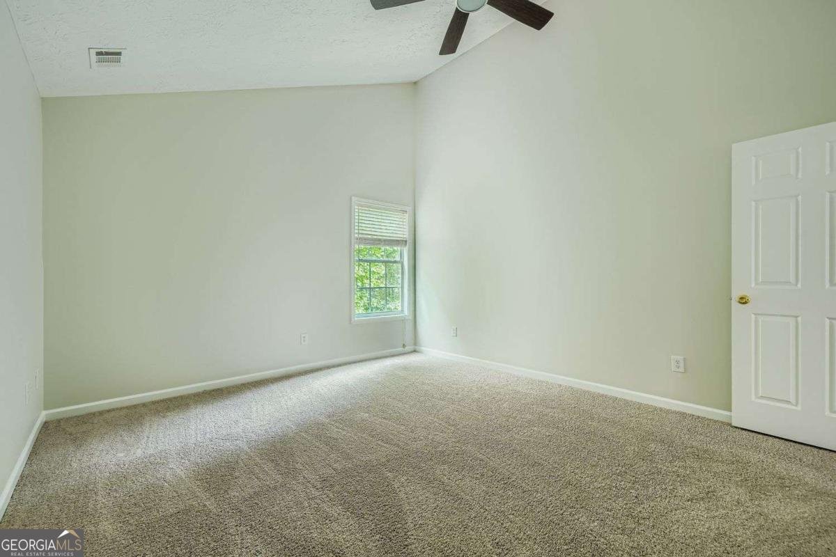 683 Lakes Circle Lithonia - 22