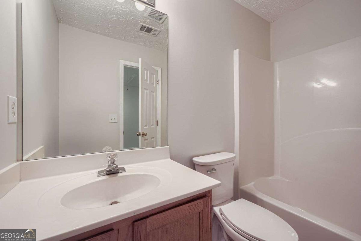 683 Lakes Circle Lithonia - 23