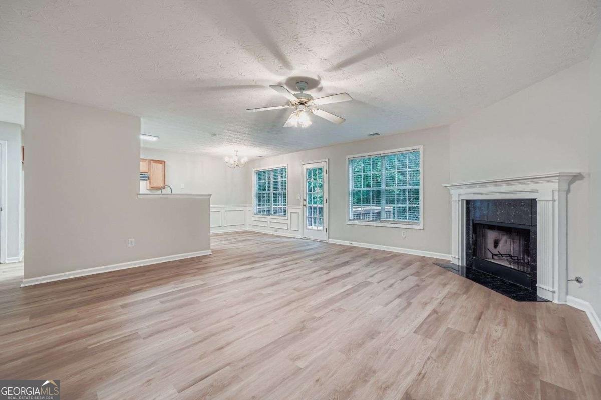 683 Lakes Circle Lithonia - 6