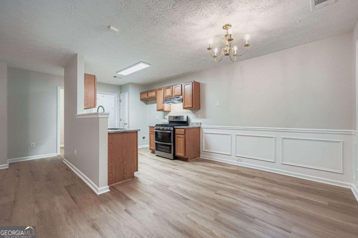683 Lakes Circle Lithonia - 8