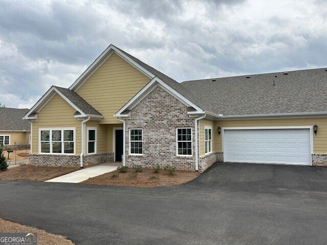 2203 Exchange Drive Macon - 1