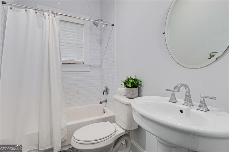 327 6TH Street Atlanta - 13