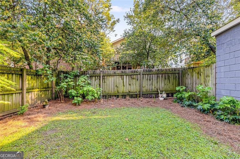 327 6TH Street Atlanta - 19