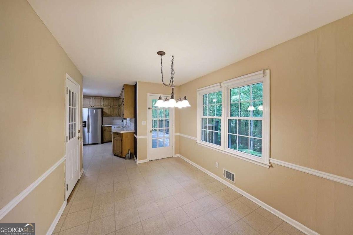 295 LAKEMONT Drive Roswell - 24