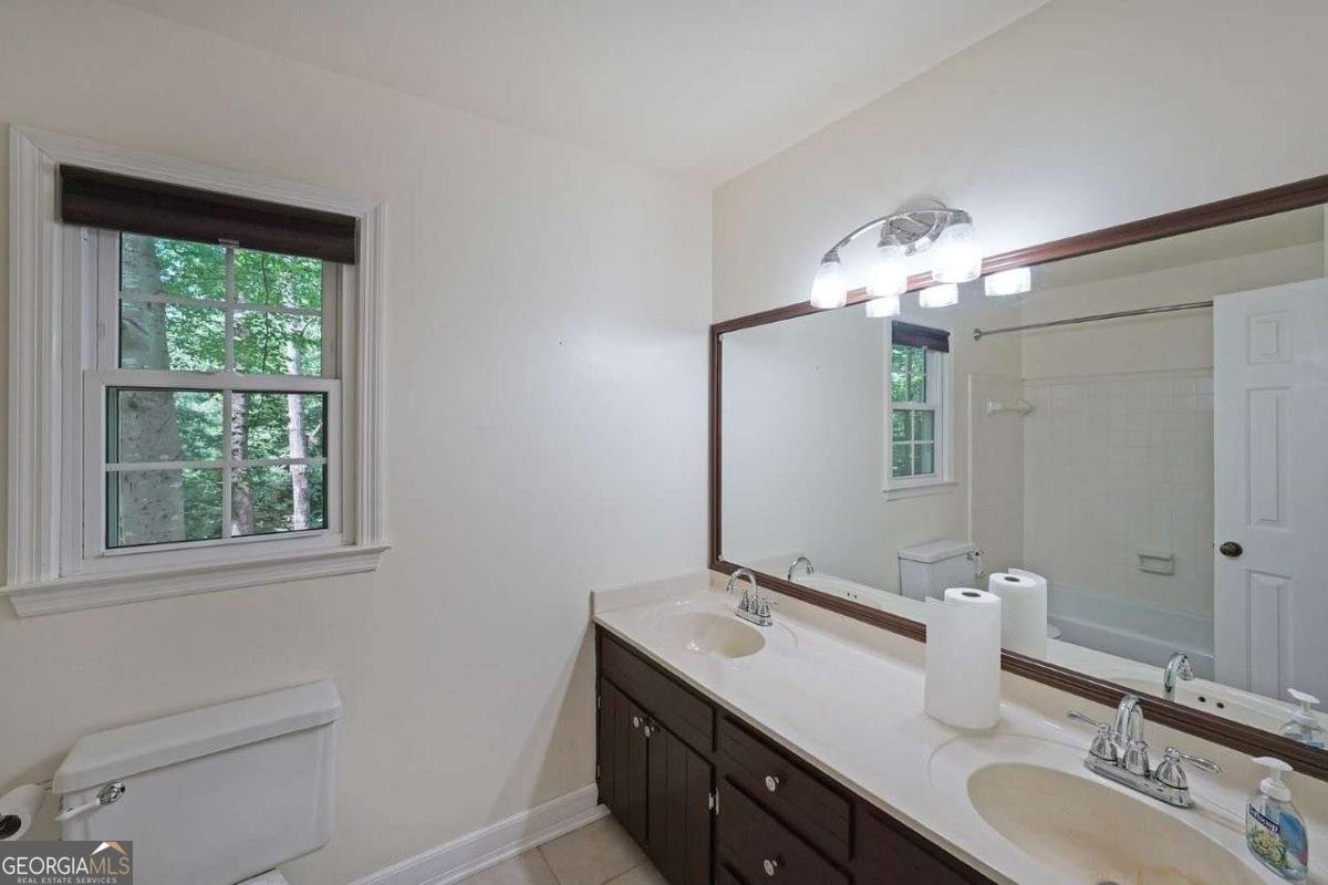 295 LAKEMONT Drive Roswell - 28