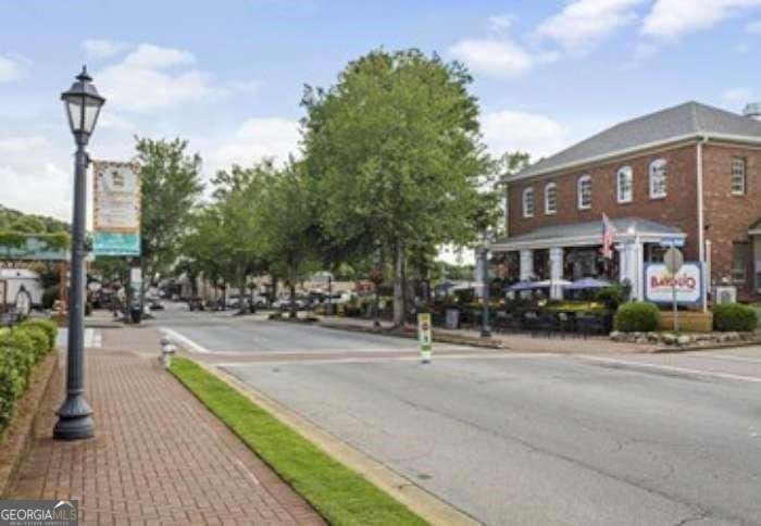 295 LAKEMONT Drive Roswell - 66