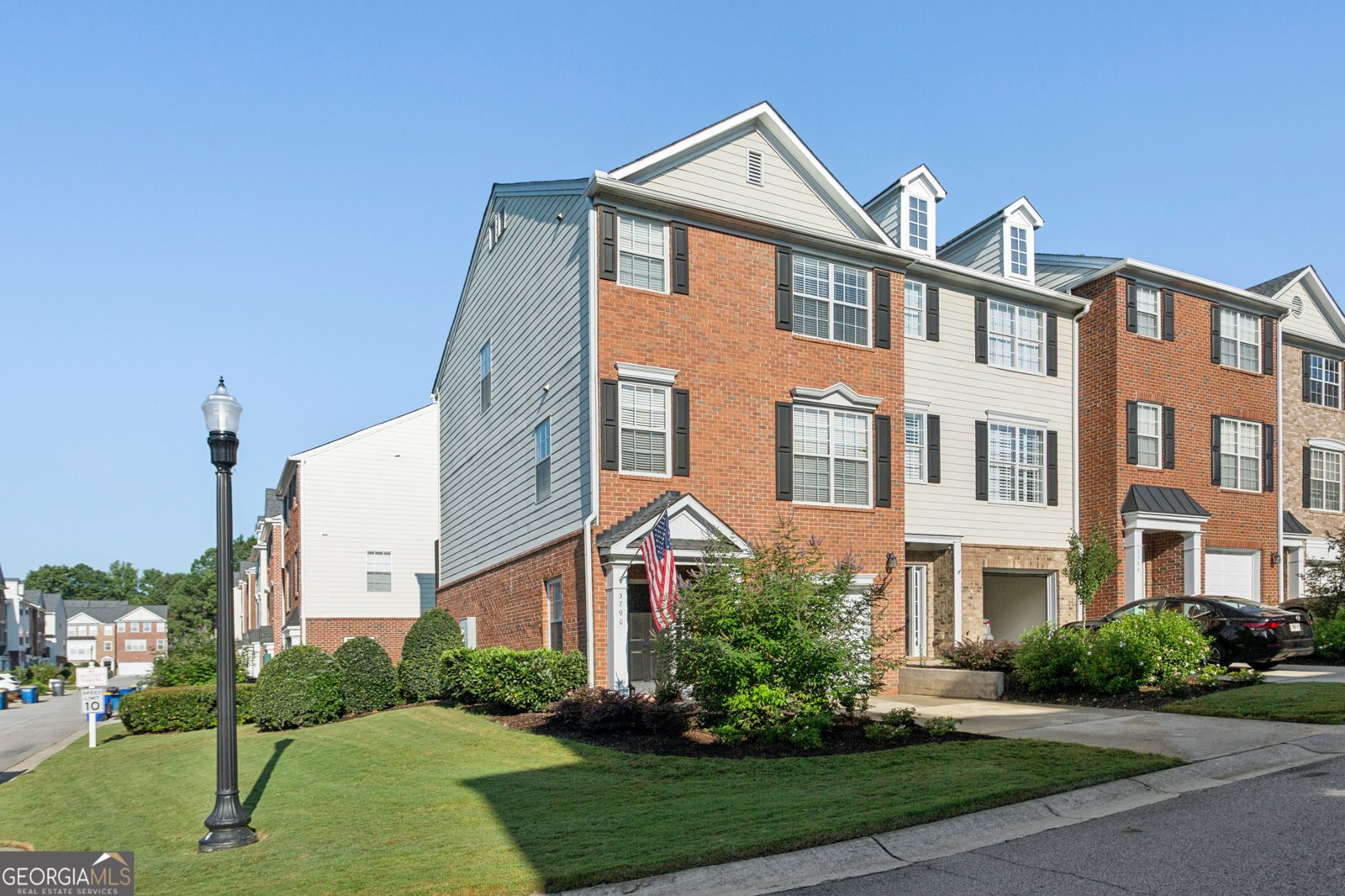 3790 Chattahoochee Summit Drive Atlanta - 3