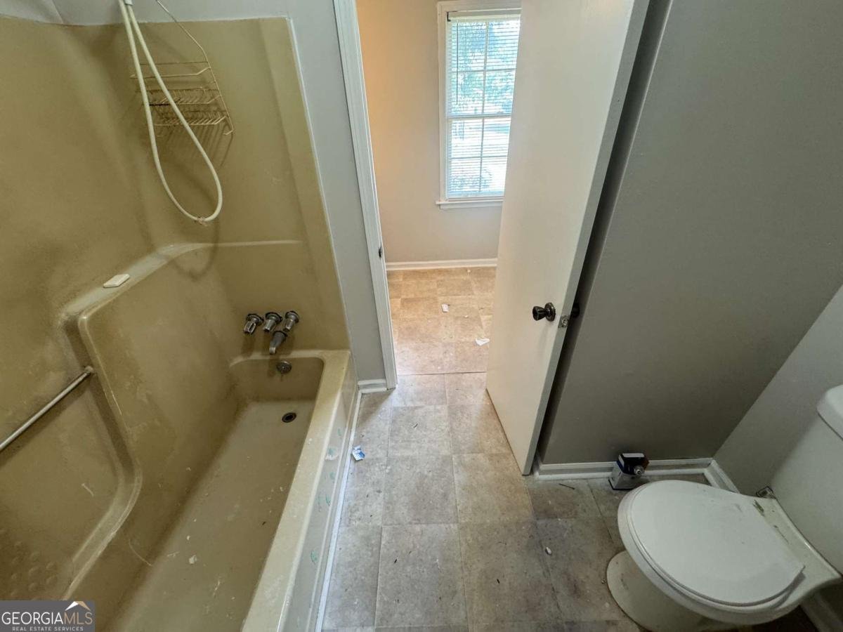 2653 Lester Street Atlanta - 11