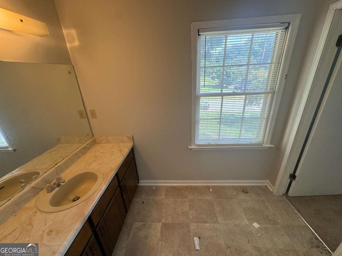 2653 Lester Street Atlanta - 12