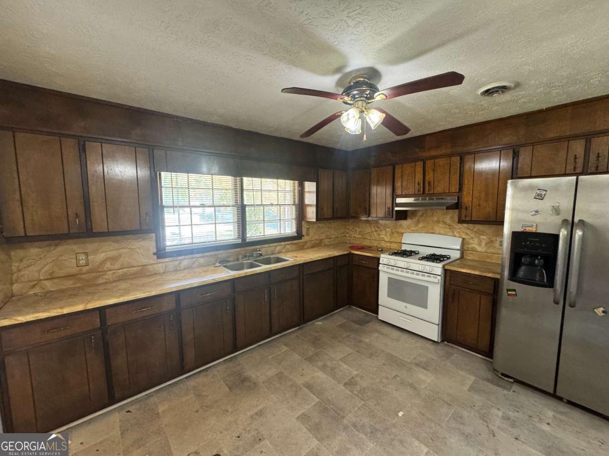 2653 Lester Street Atlanta - 4