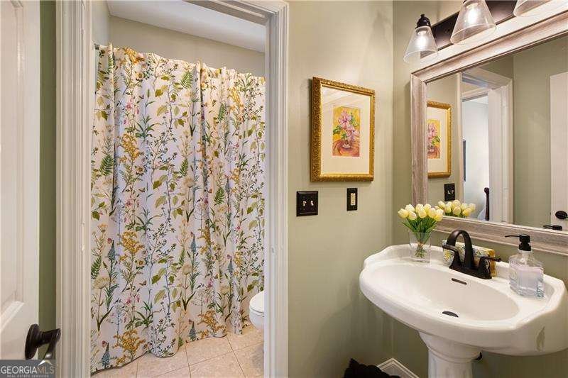 210 Hampstead Court Johns Creek - 5