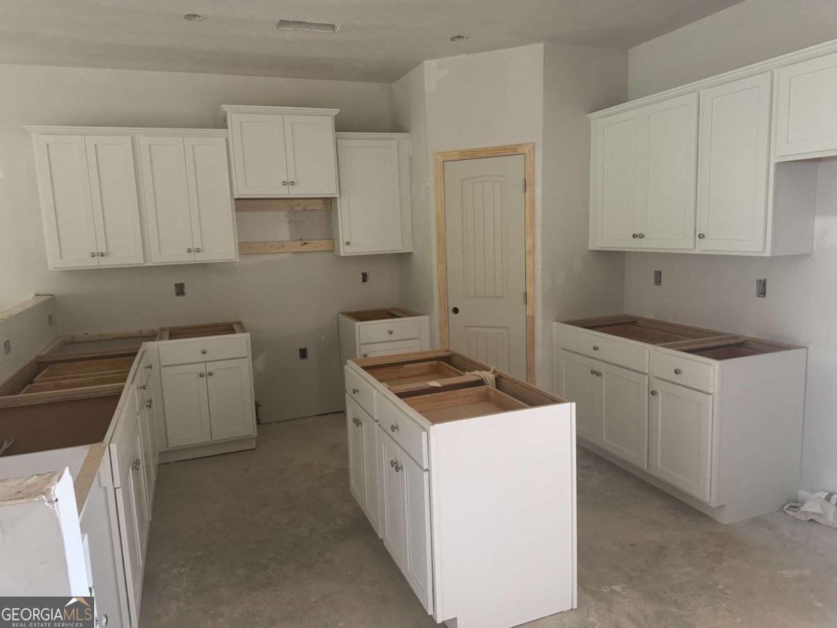 312 Bloomfield Circle Canton - 3
