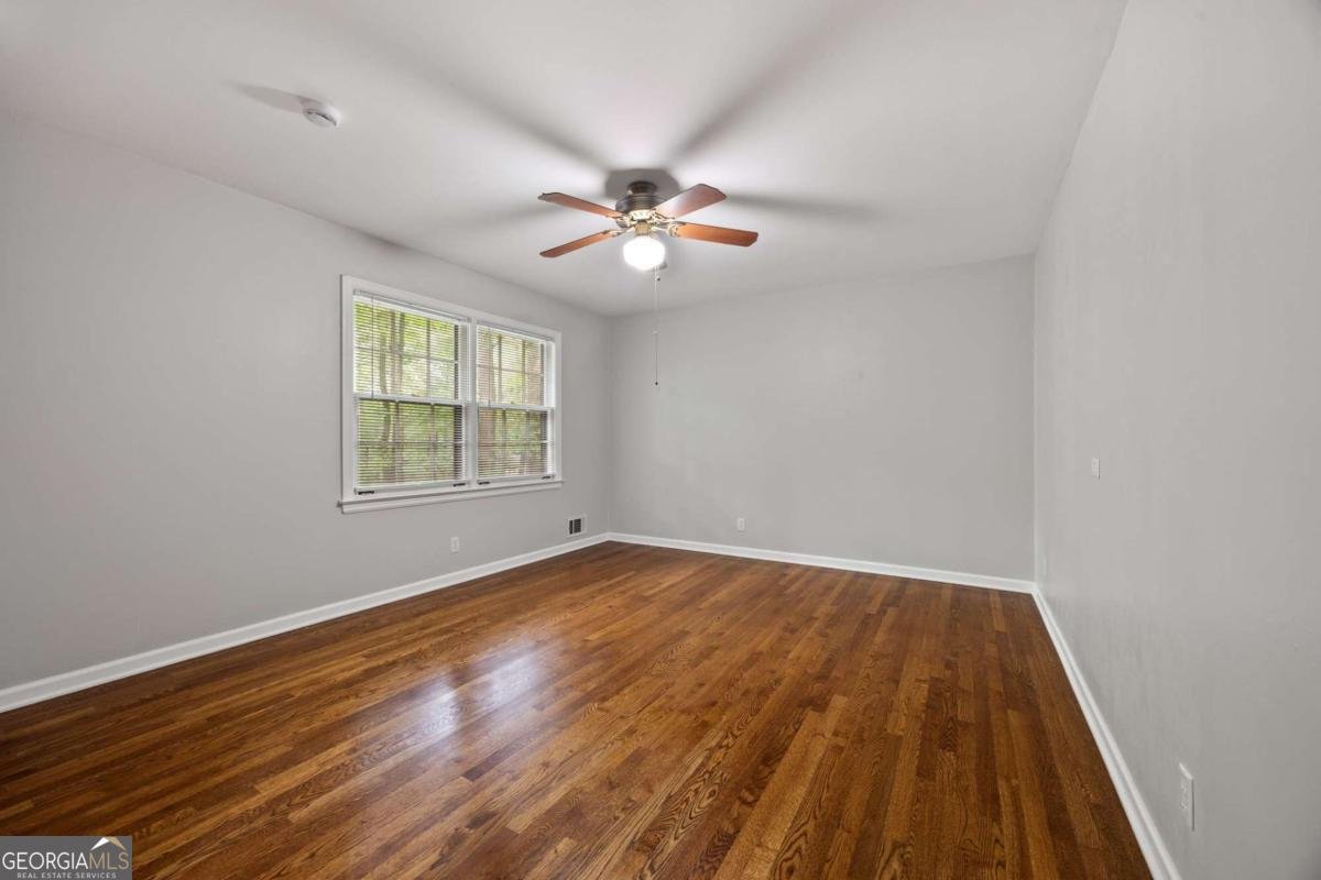 3324 Henderson Creek Road Atlanta - 23