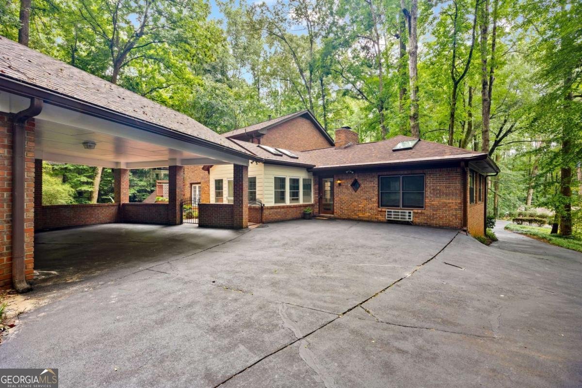 3324 Henderson Creek Road Atlanta - 36