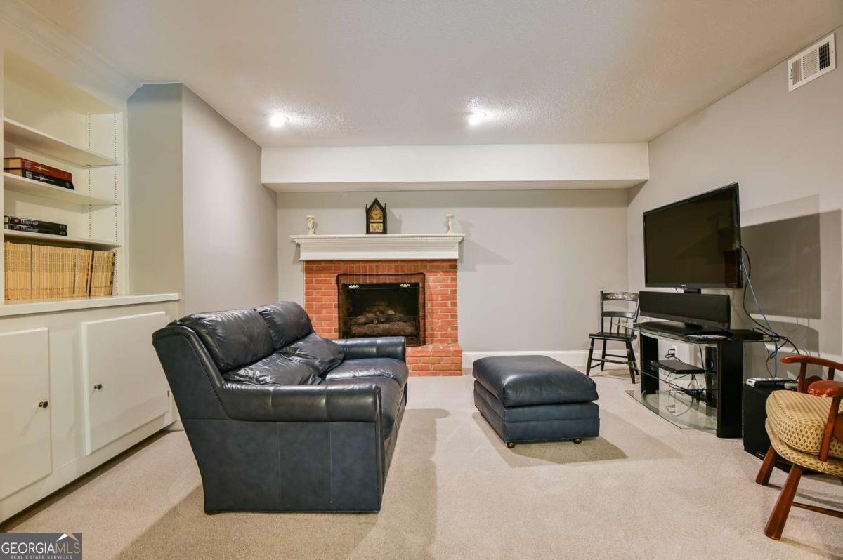 1261 Meriweather Drive Watkinsville - 72
