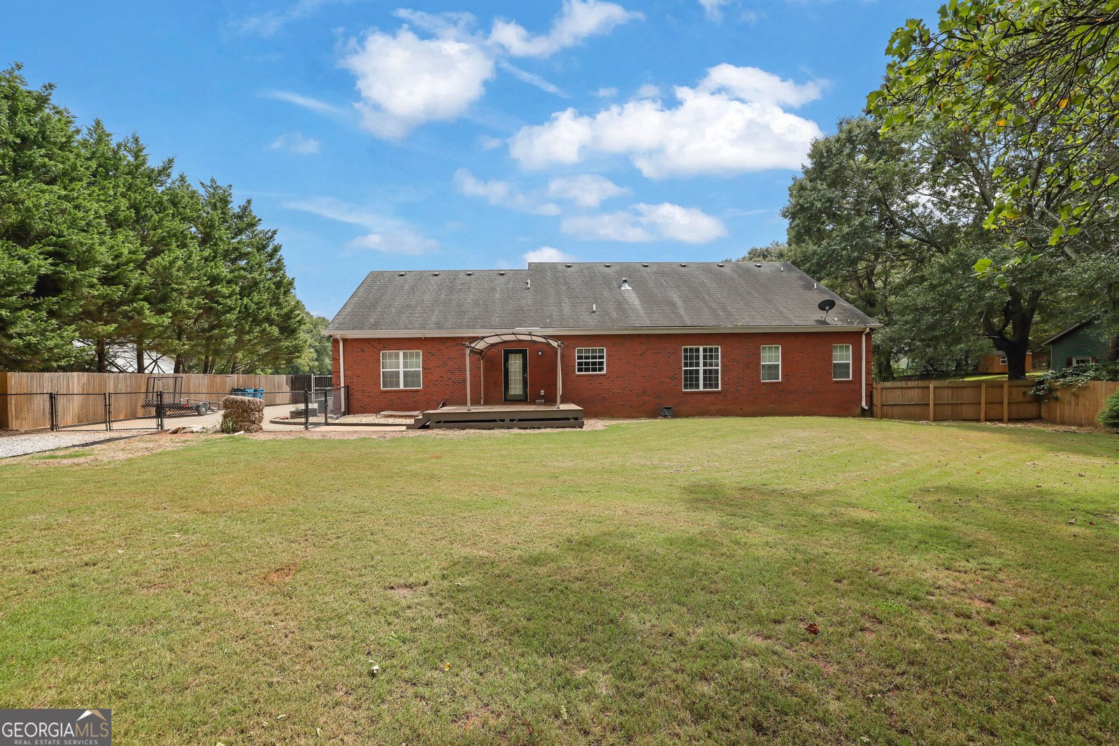 698 Jefferson Highway Winder - 1