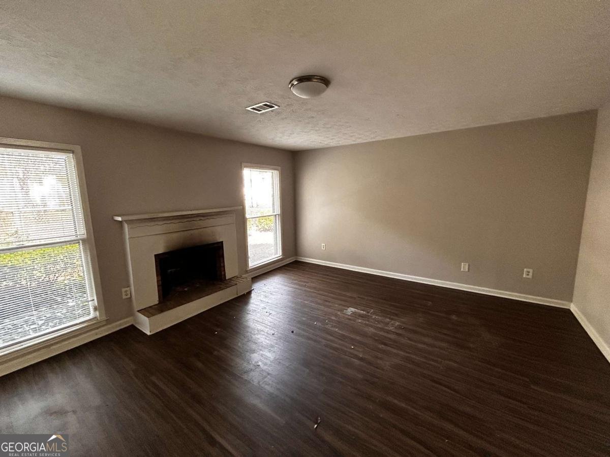 4411 Idlewood Lane Tucker - 2