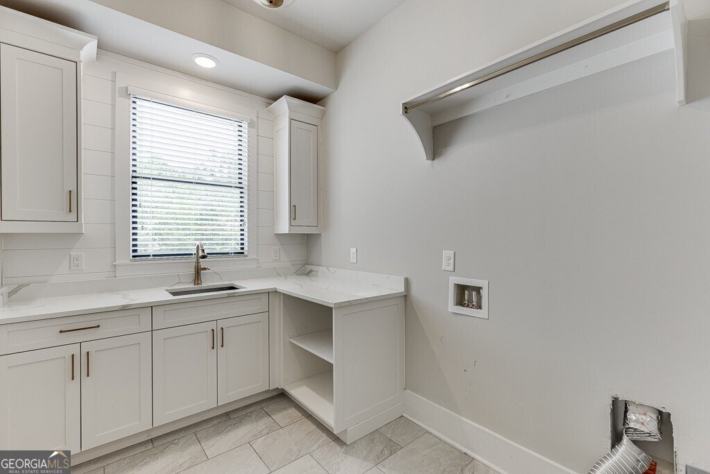 5760 Lula Bridge Court Braselton - 16