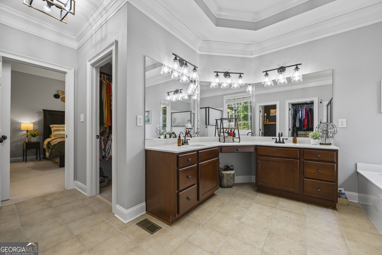 1041 Spring Creek Drive Bishop - 24