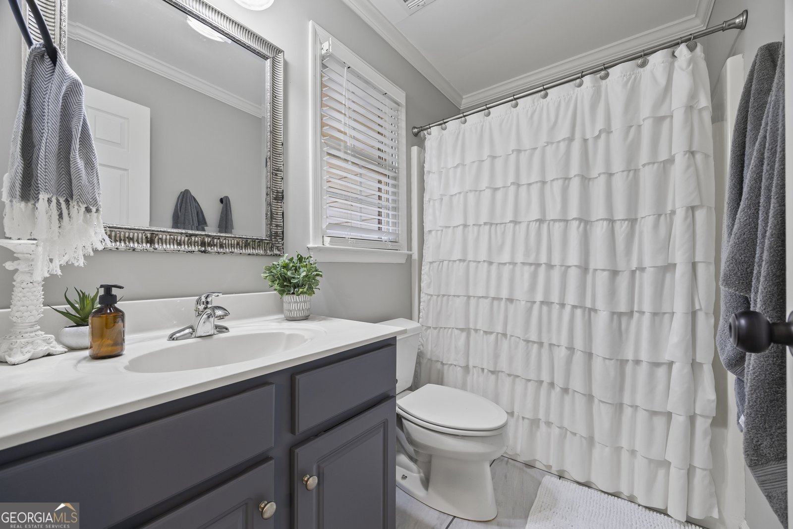 1041 Spring Creek Drive Bishop - 35