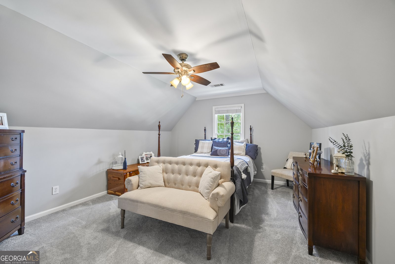 1041 Spring Creek Drive Bishop - 38