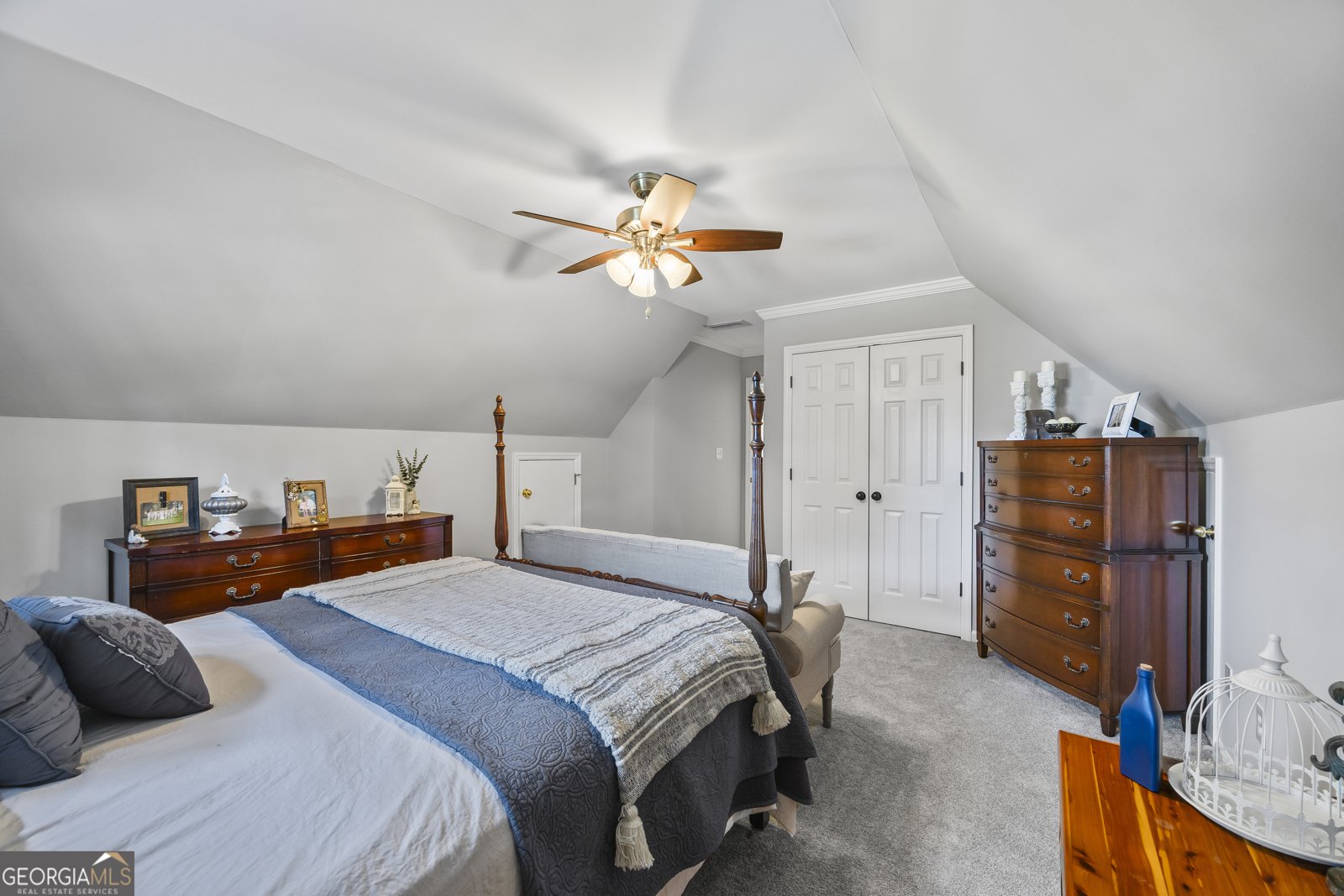 1041 Spring Creek Drive Bishop - 39