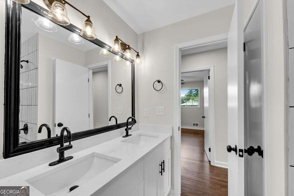 2933 Edna Lane Decatur - 26