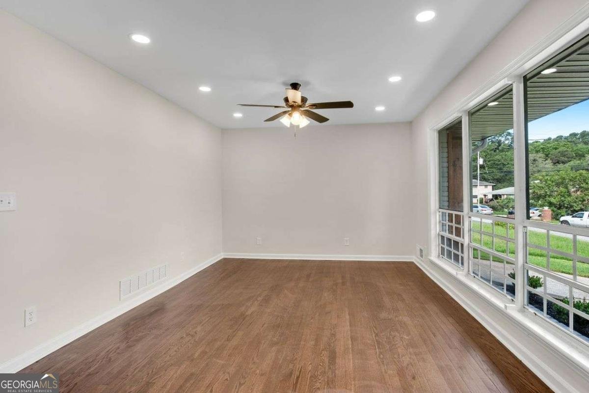 2933 Edna Lane Decatur - 3