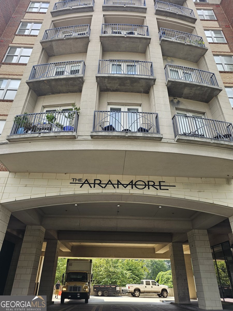 2277 Peachtree Road Atlanta - 3