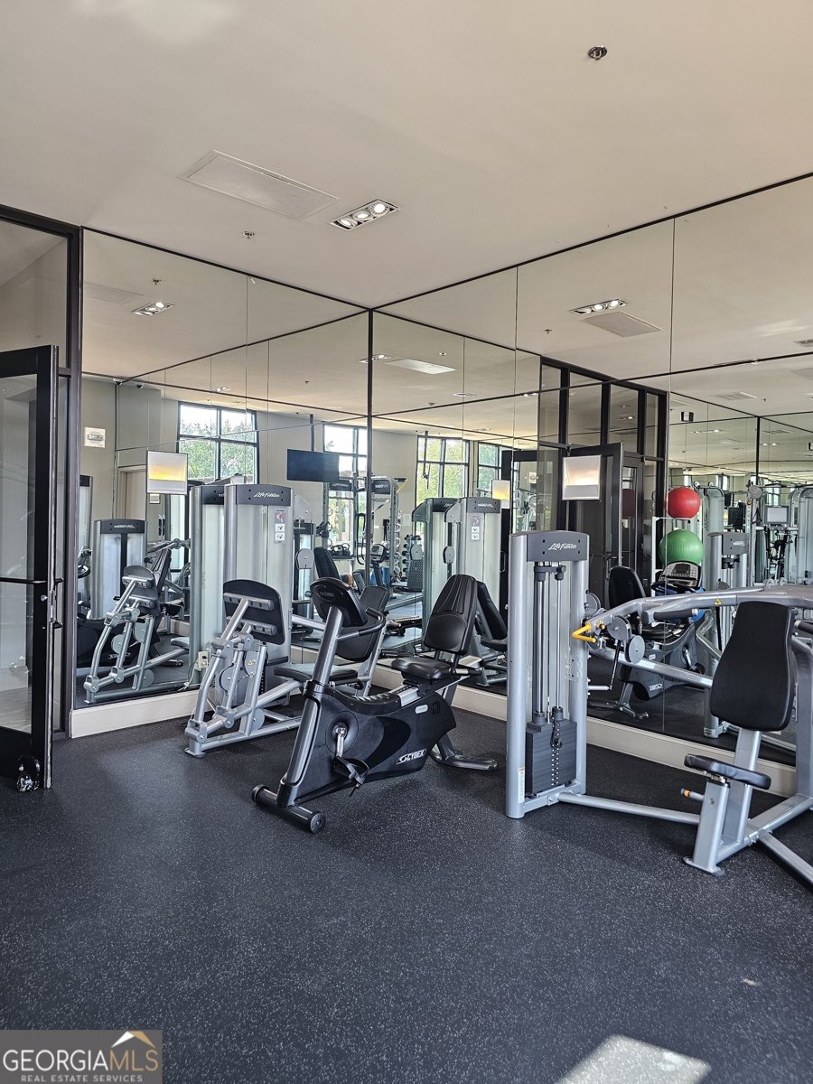 2277 Peachtree Road Atlanta - 53