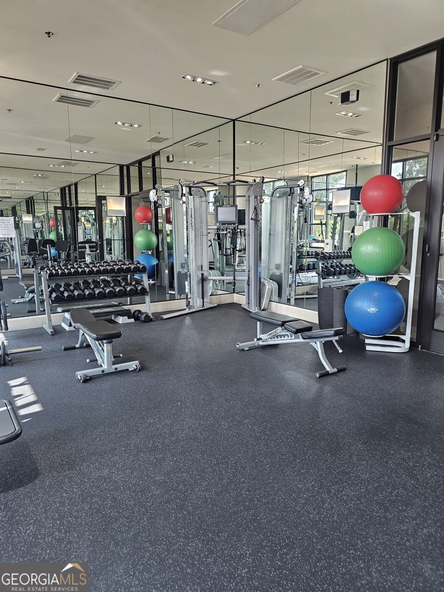 2277 Peachtree Road Atlanta - 55