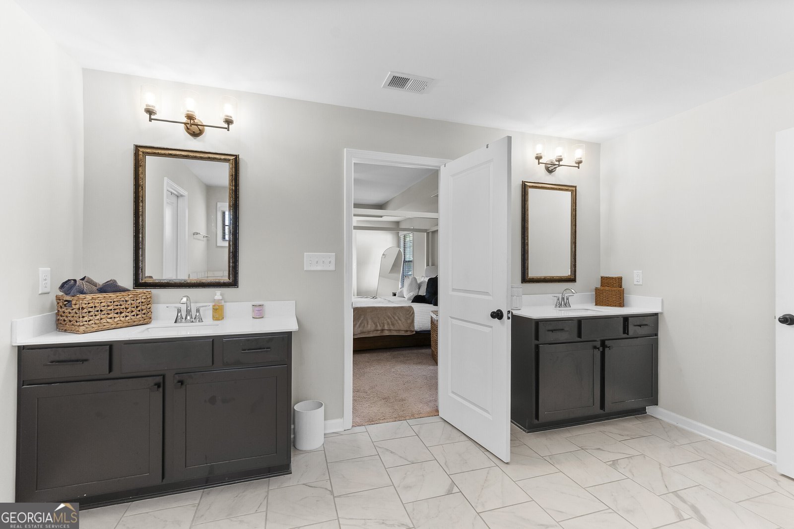 4320 Cornwall Drive Forsyth - 9