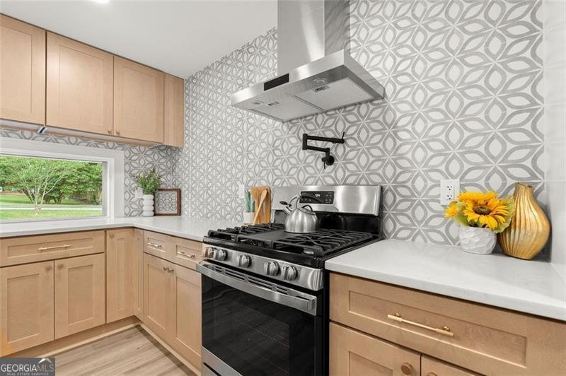 227 Kenvilla Tucker - 10