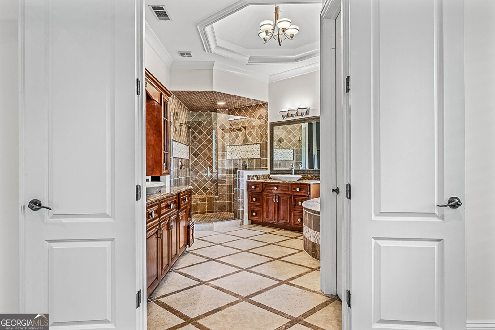 7611 Regency Circle Sandy Springs - 37
