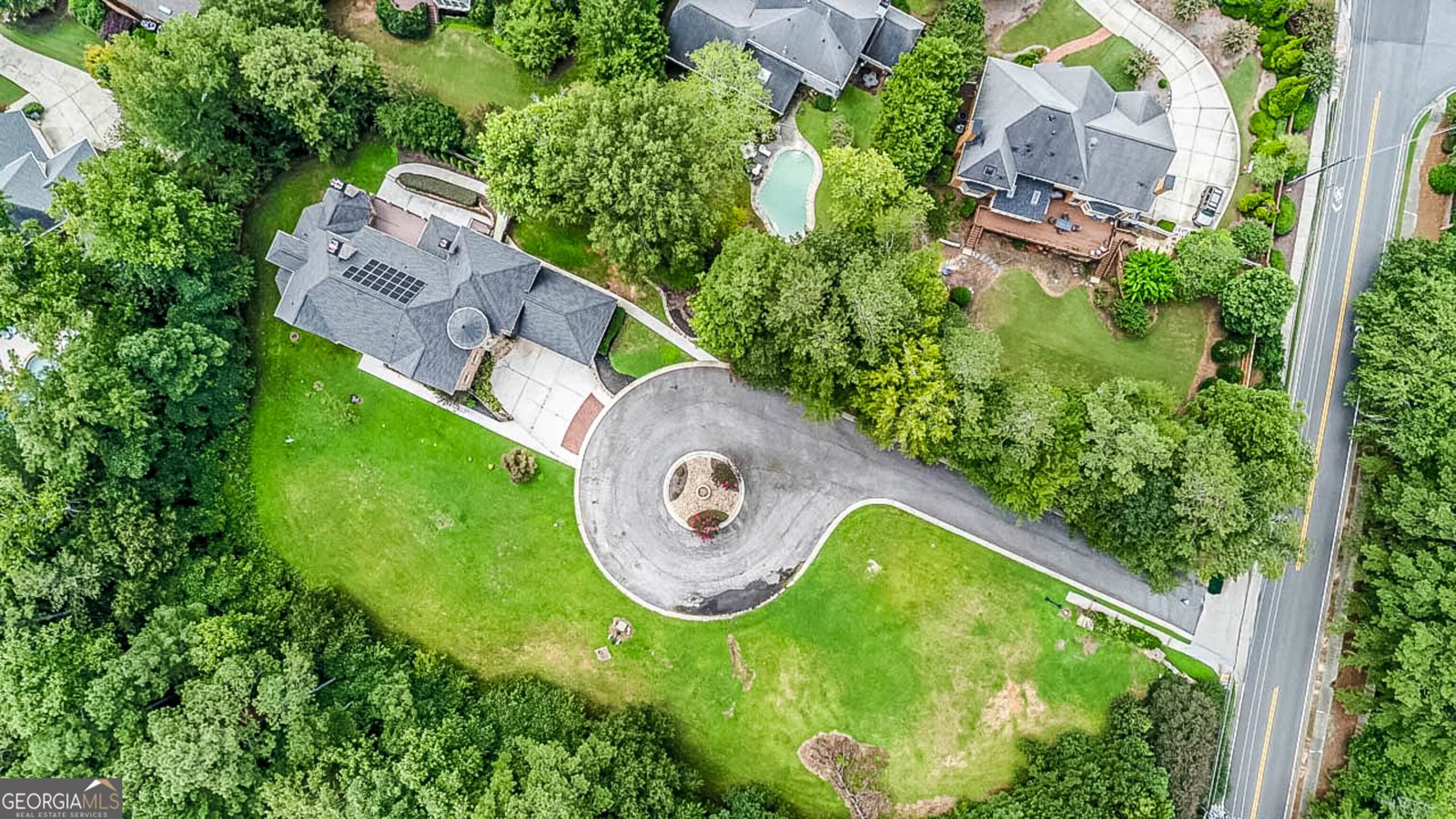 7611 Regency Circle Sandy Springs - 5