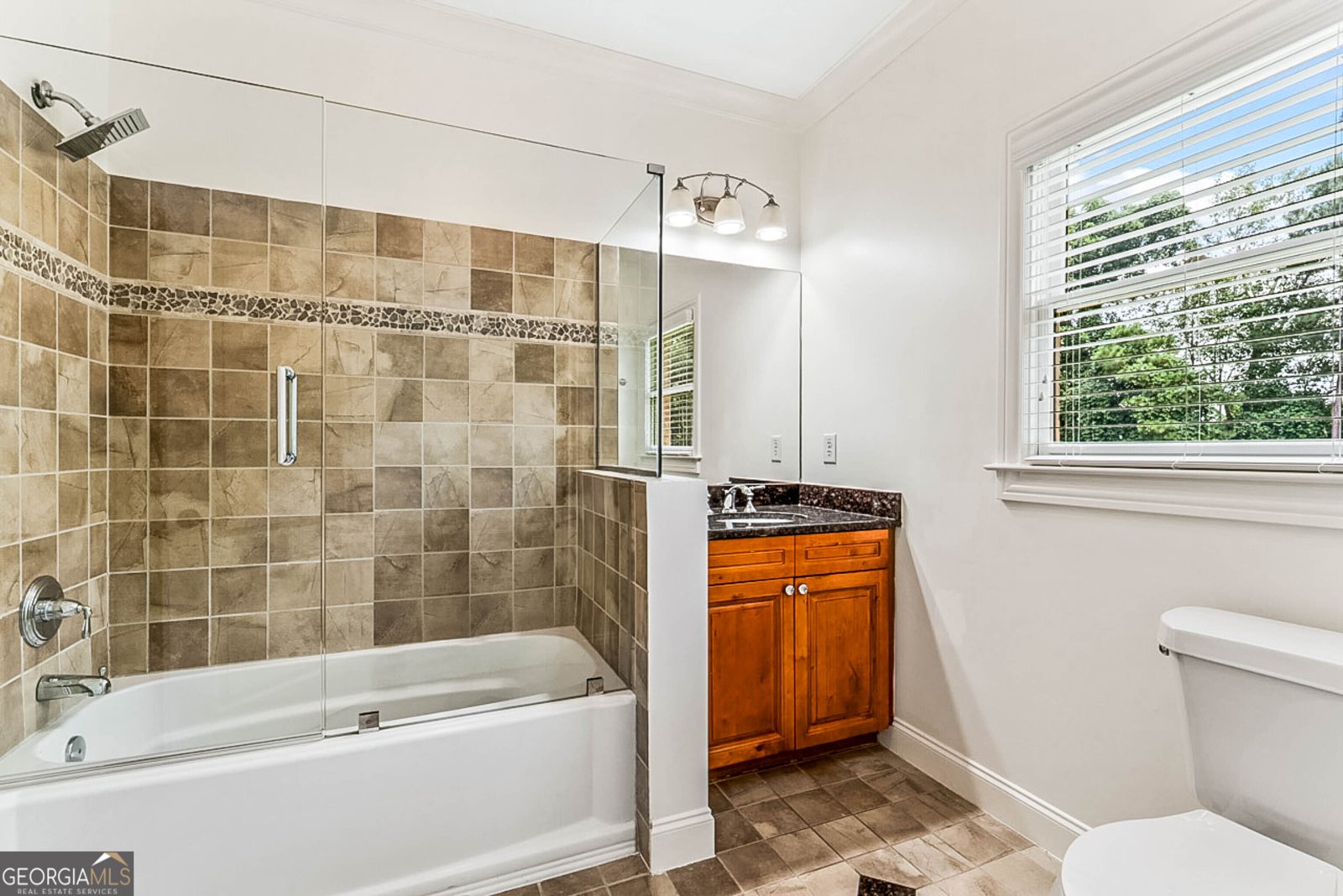 7611 Regency Circle Sandy Springs - 53