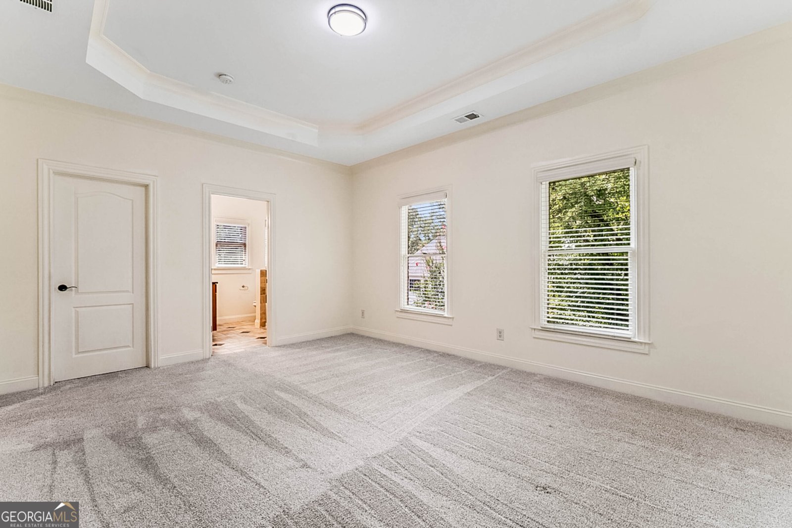 7611 Regency Circle Sandy Springs - 55