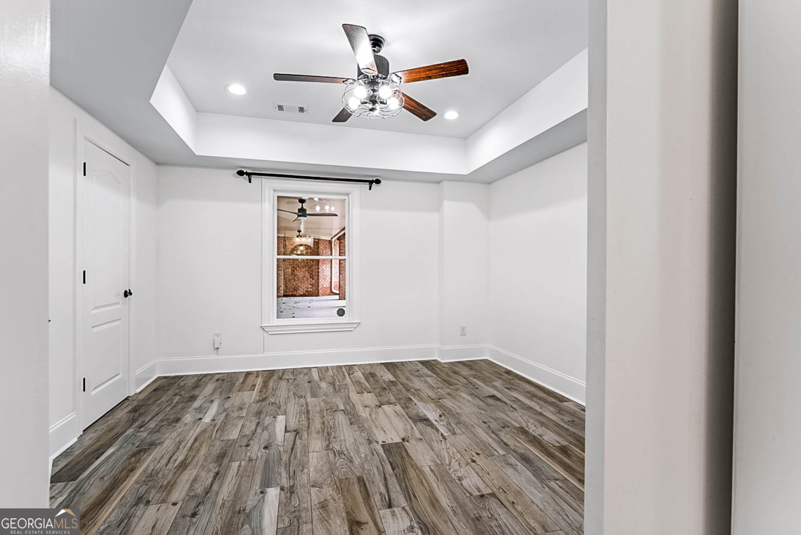 7611 Regency Circle Sandy Springs - 69