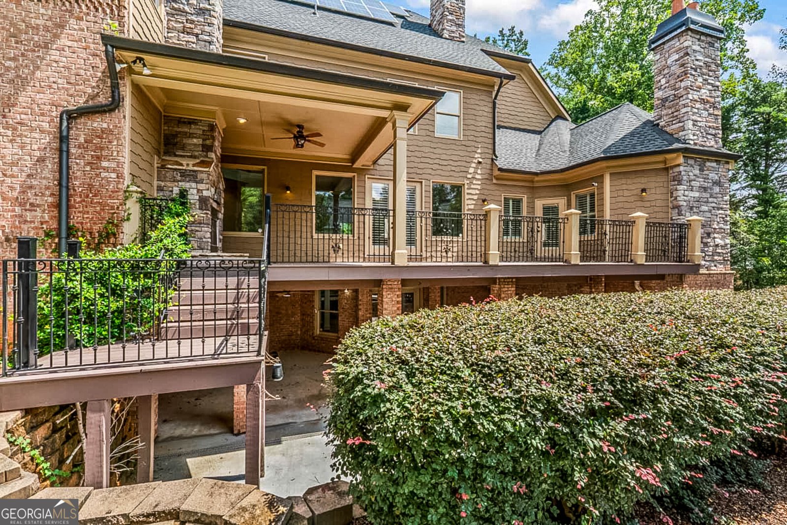 7611 Regency Circle Sandy Springs - 71