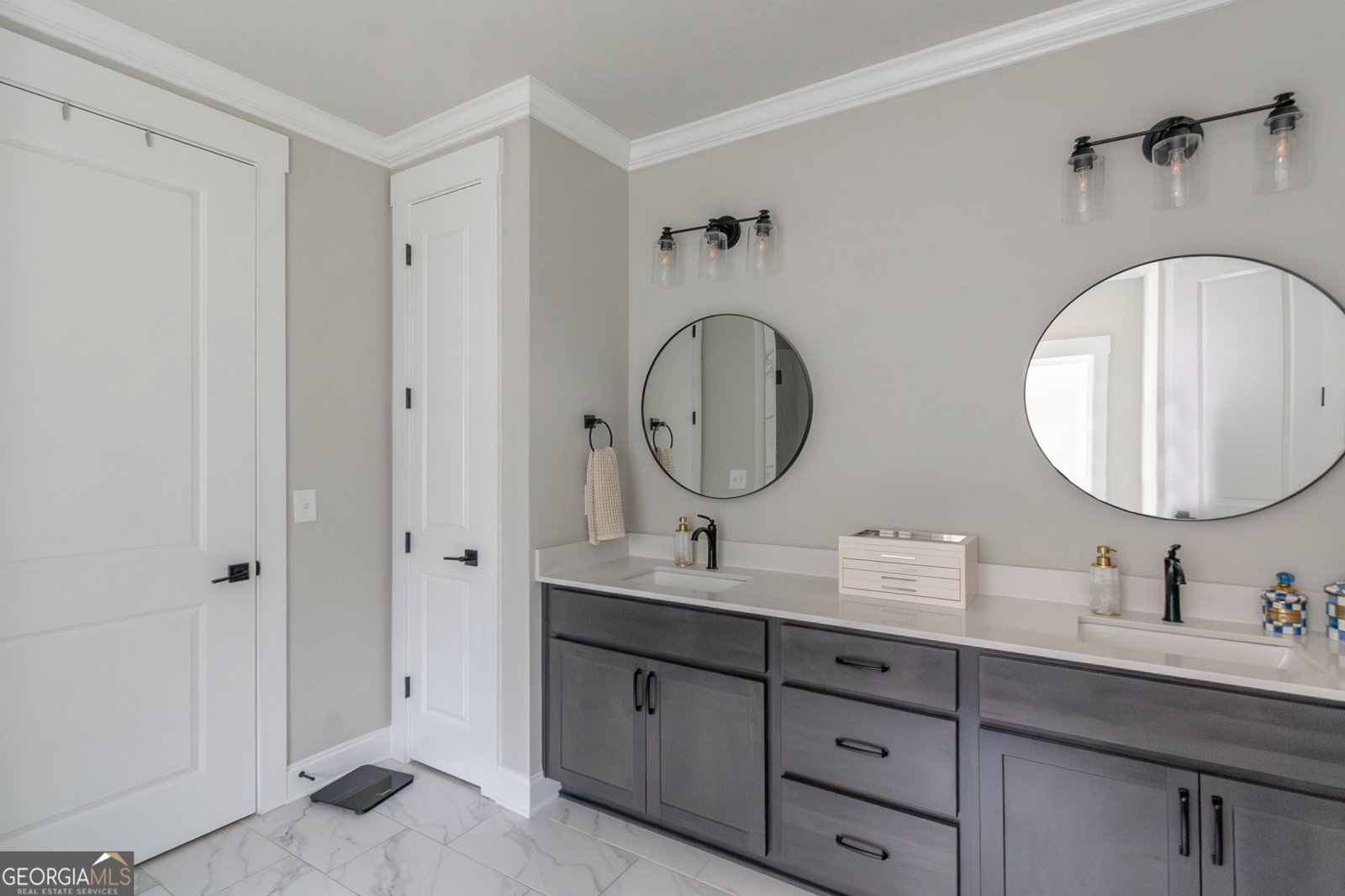 1290 Legend Drive Greensboro - 18