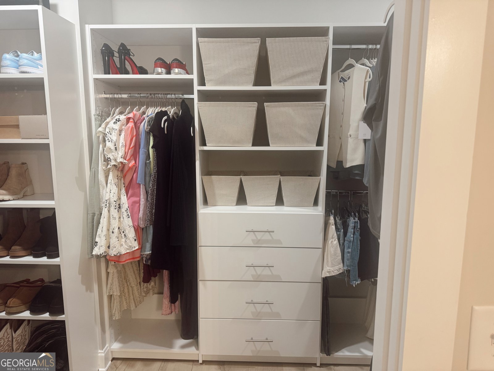 1290 Legend Drive Greensboro - 23