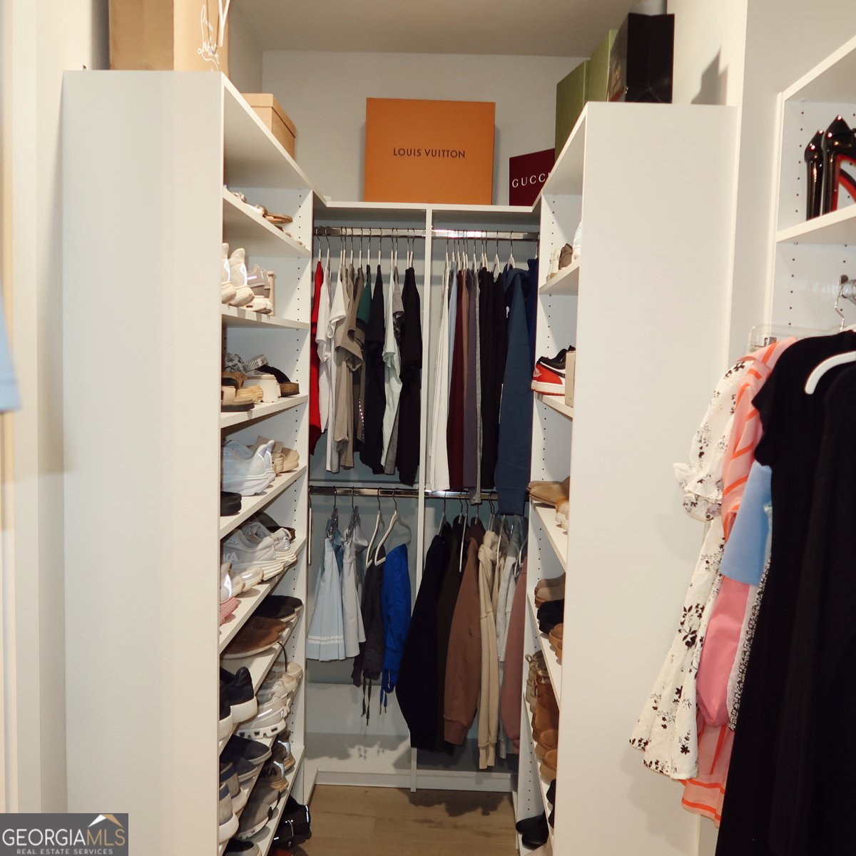 1290 Legend Drive Greensboro - 24