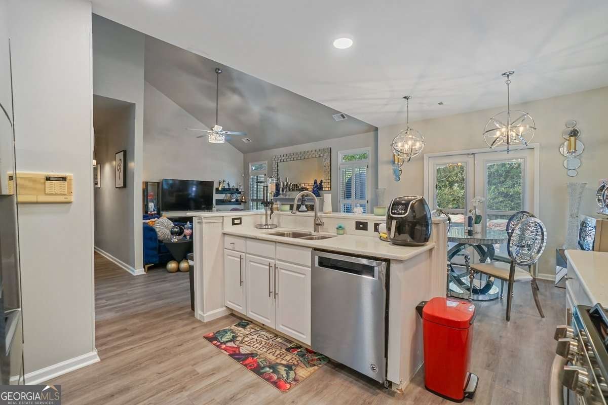 625 Gate Way Point Stone Mountain - 20