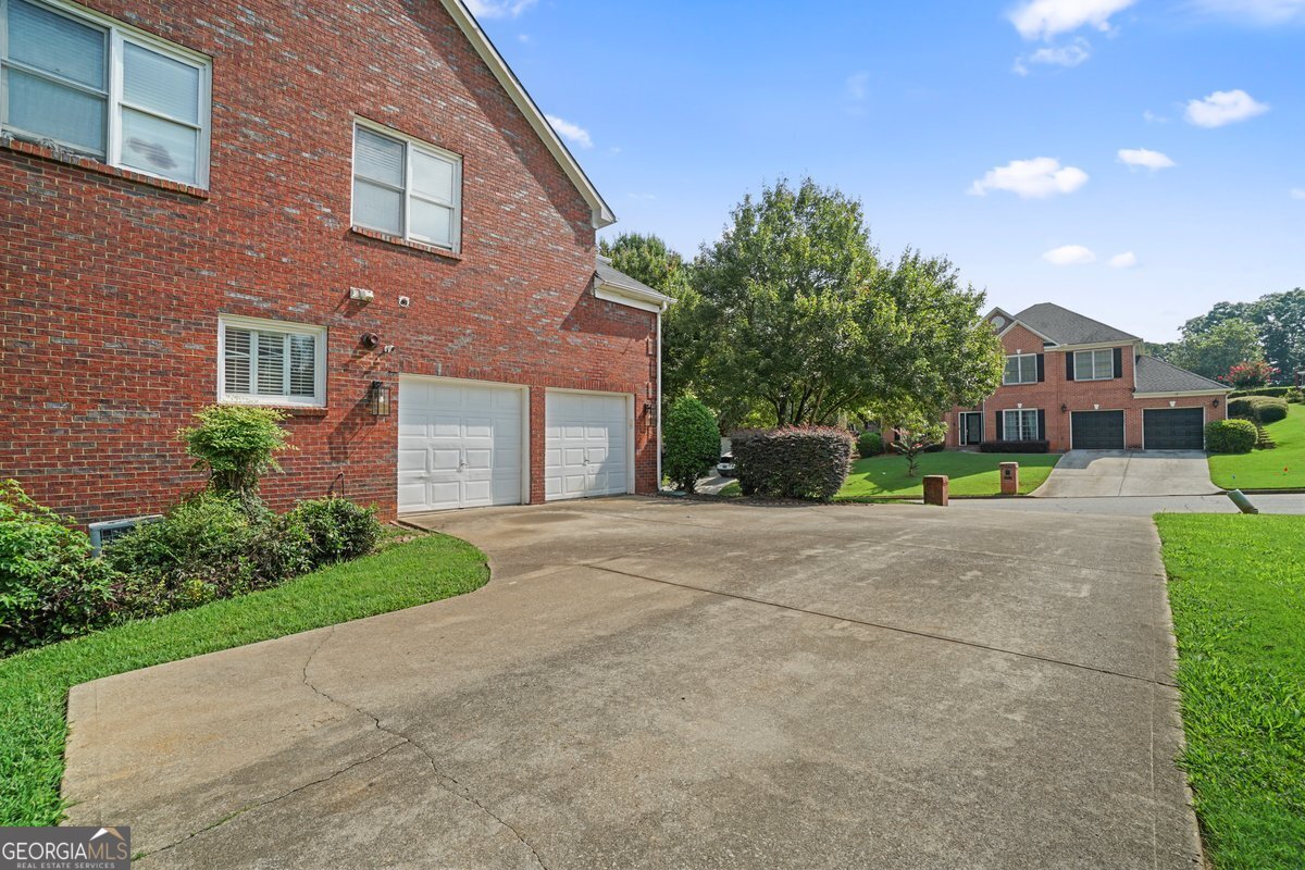625 Gate Way Point Stone Mountain - 3