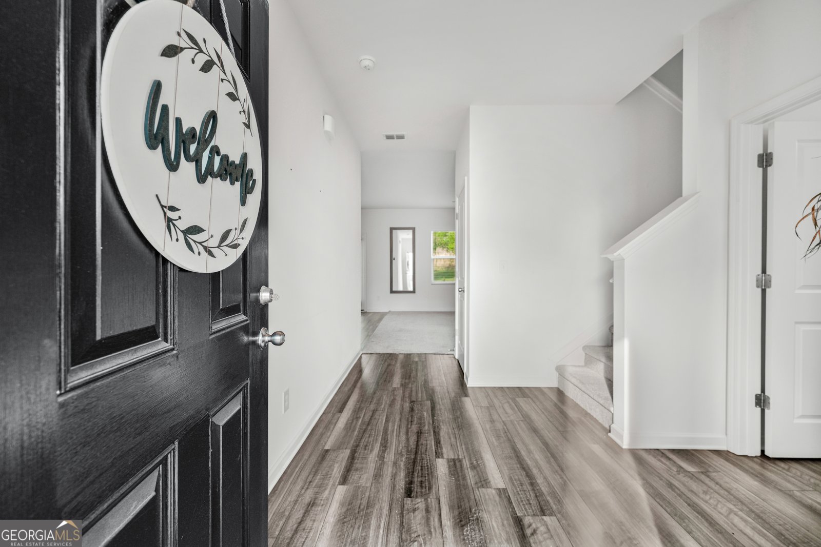 300 Hyde Park Winder - 3