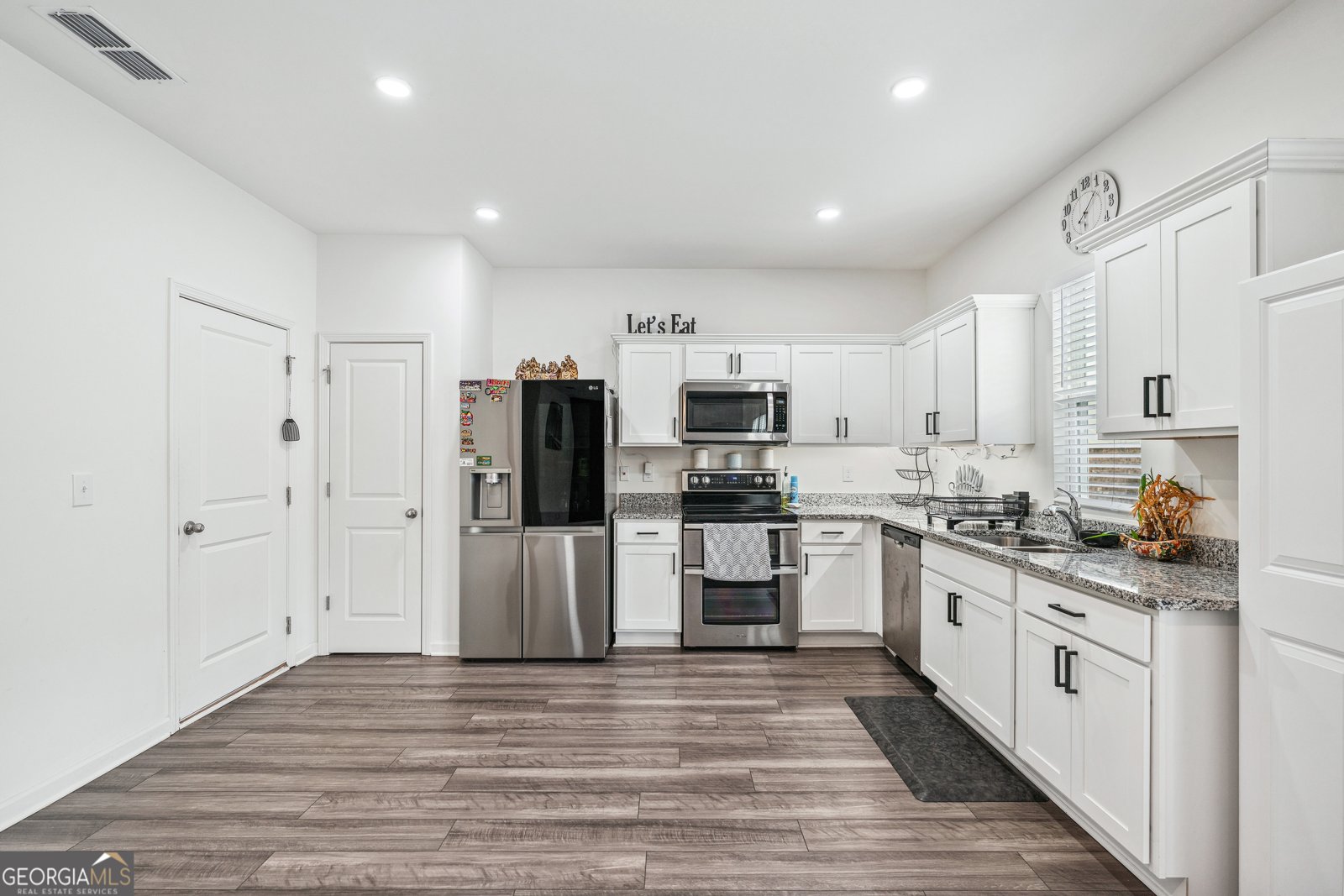 300 Hyde Park Winder - 5
